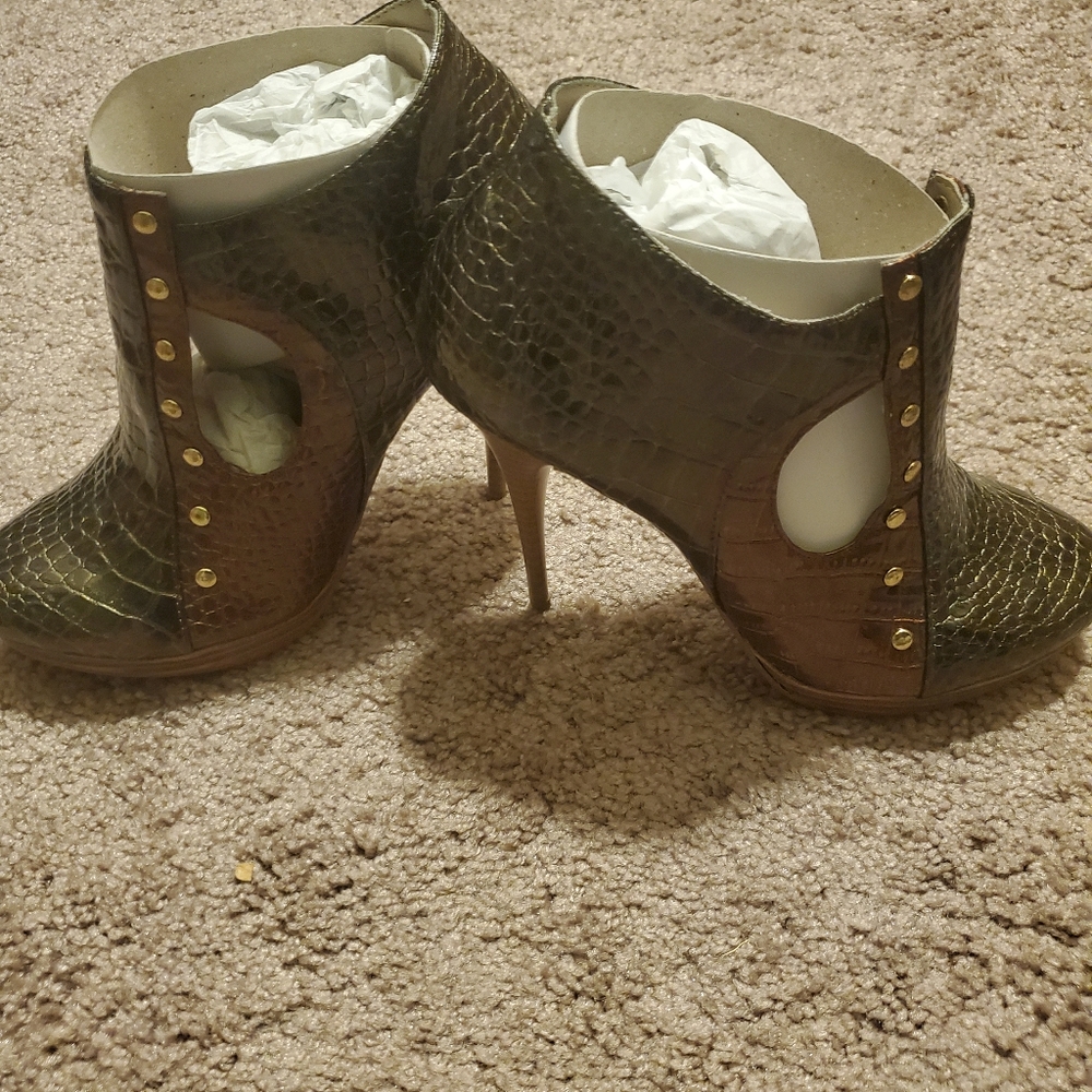 Shoes worn one time